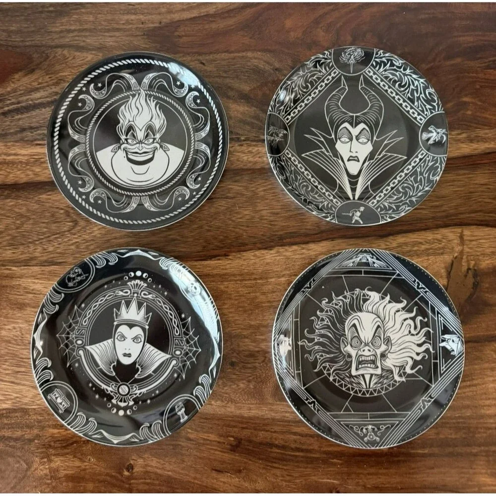 ***NEW*** Disney’s Villians ceramic appetizer plates set of four Evil Queens